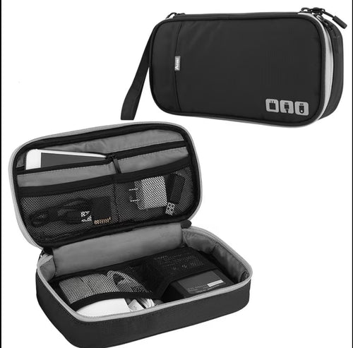 Pinnacle Travel™ Tech Organizer